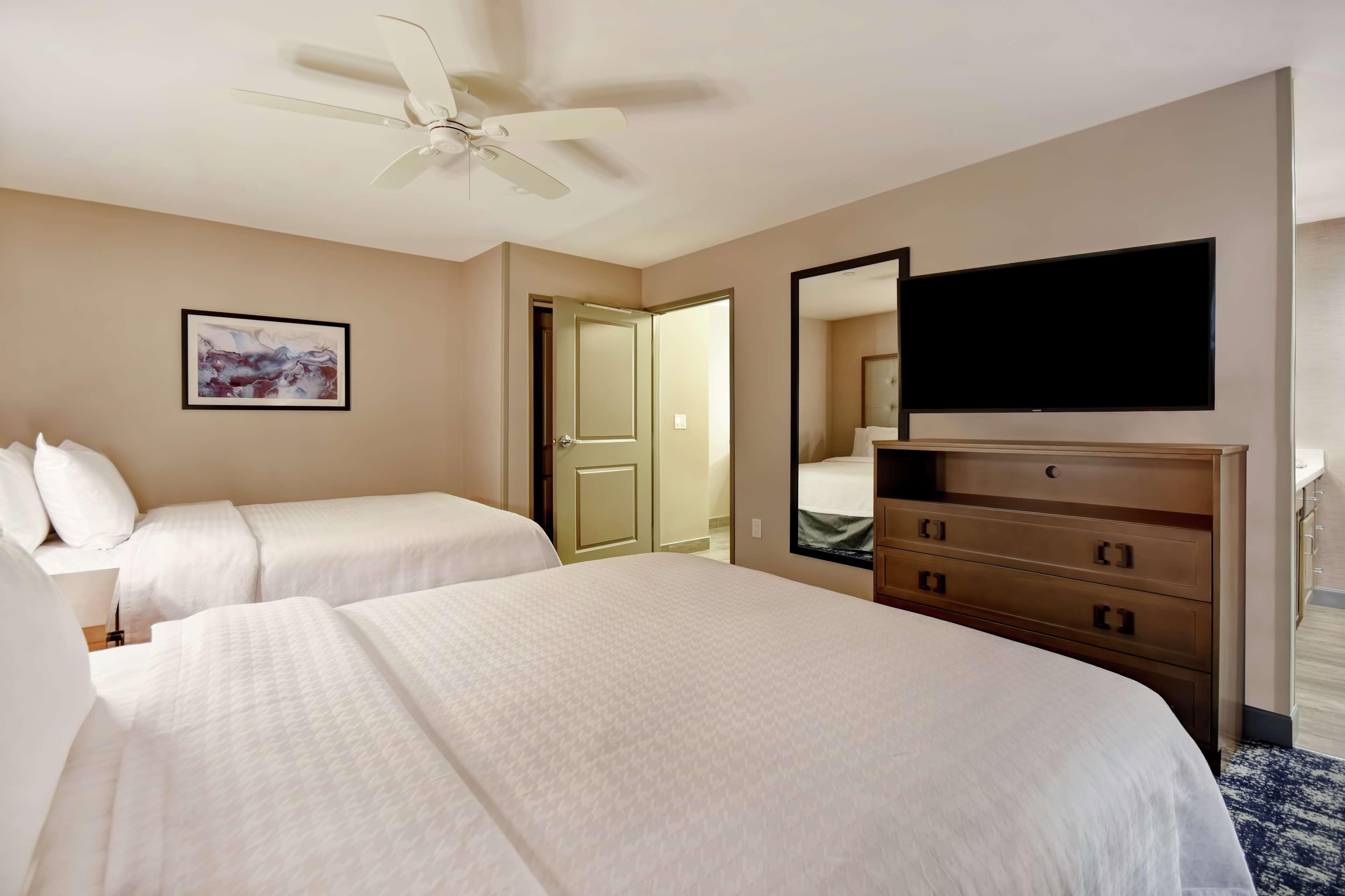 Homewood Suites By Hilton Orange New Haven Zewnętrze zdjęcie