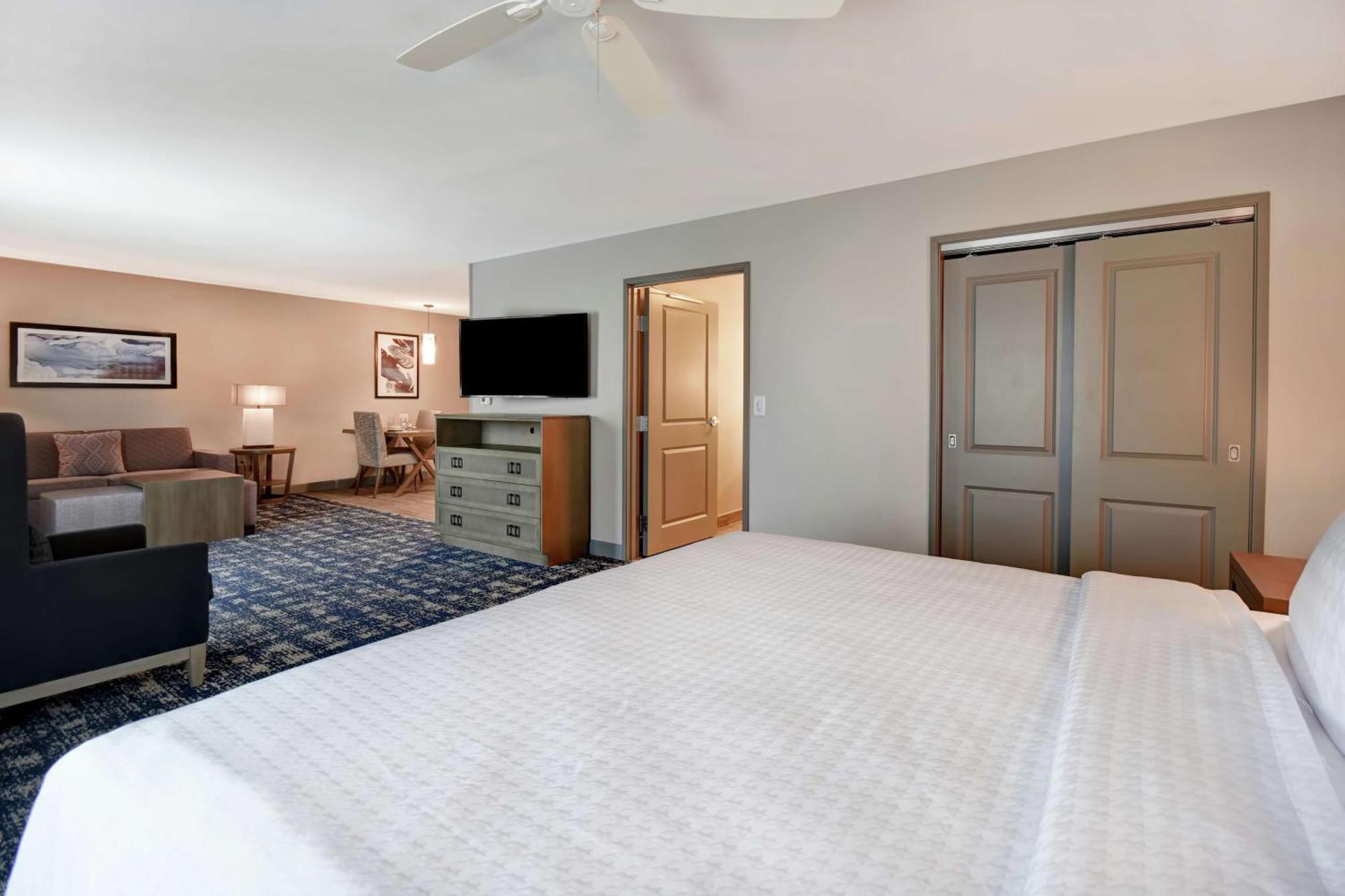 Homewood Suites By Hilton Orange New Haven Zewnętrze zdjęcie
